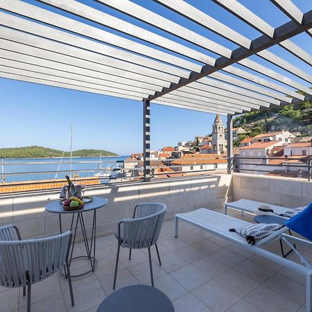 Hotel San Giorgio Вис Екстериор снимка