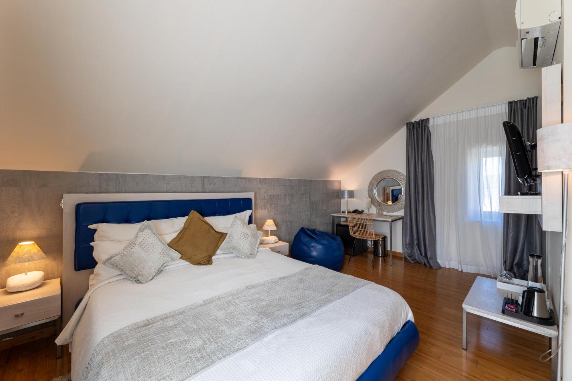 Hotel San Giorgio Вис Екстериор снимка
