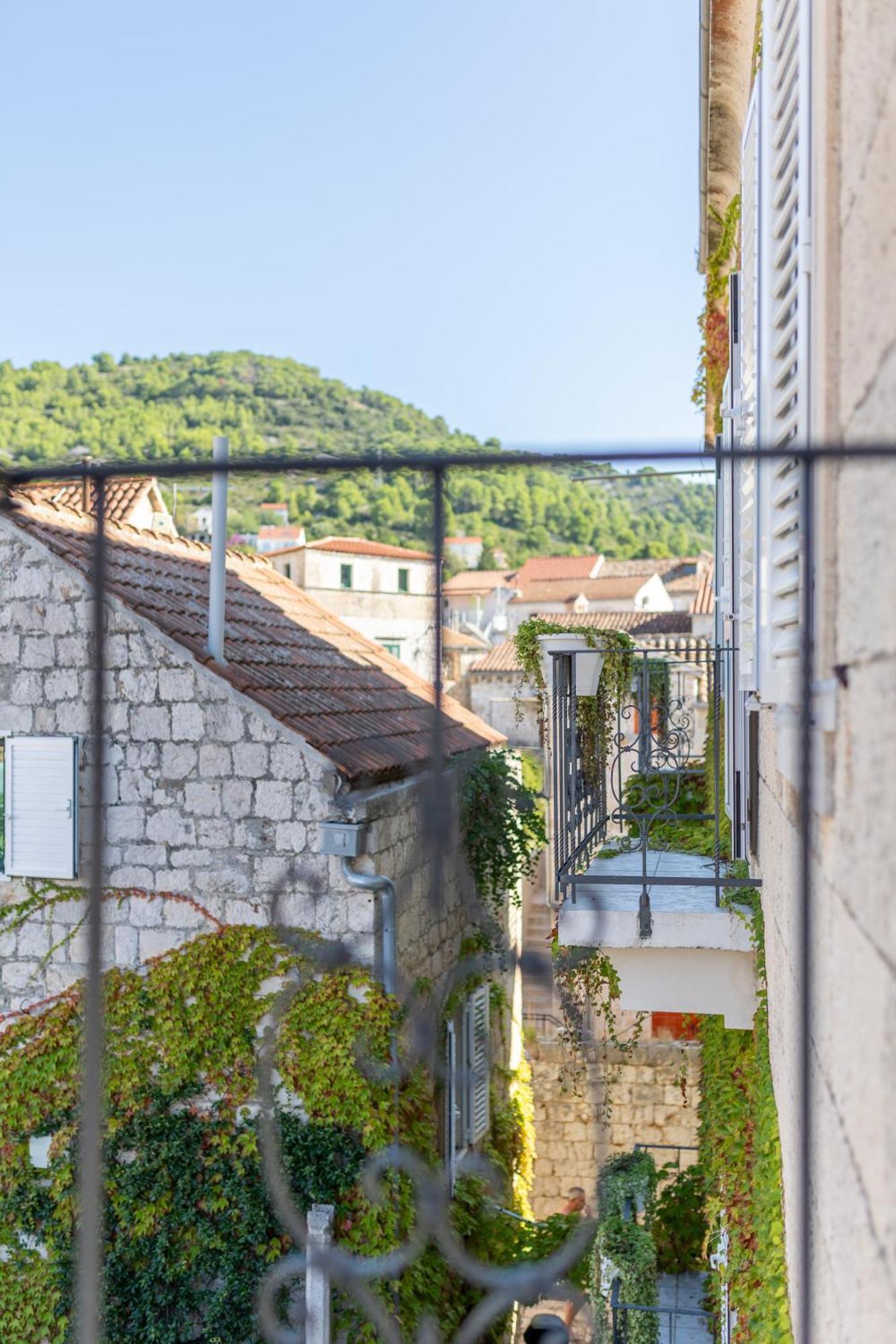 Hotel San Giorgio Вис Екстериор снимка
