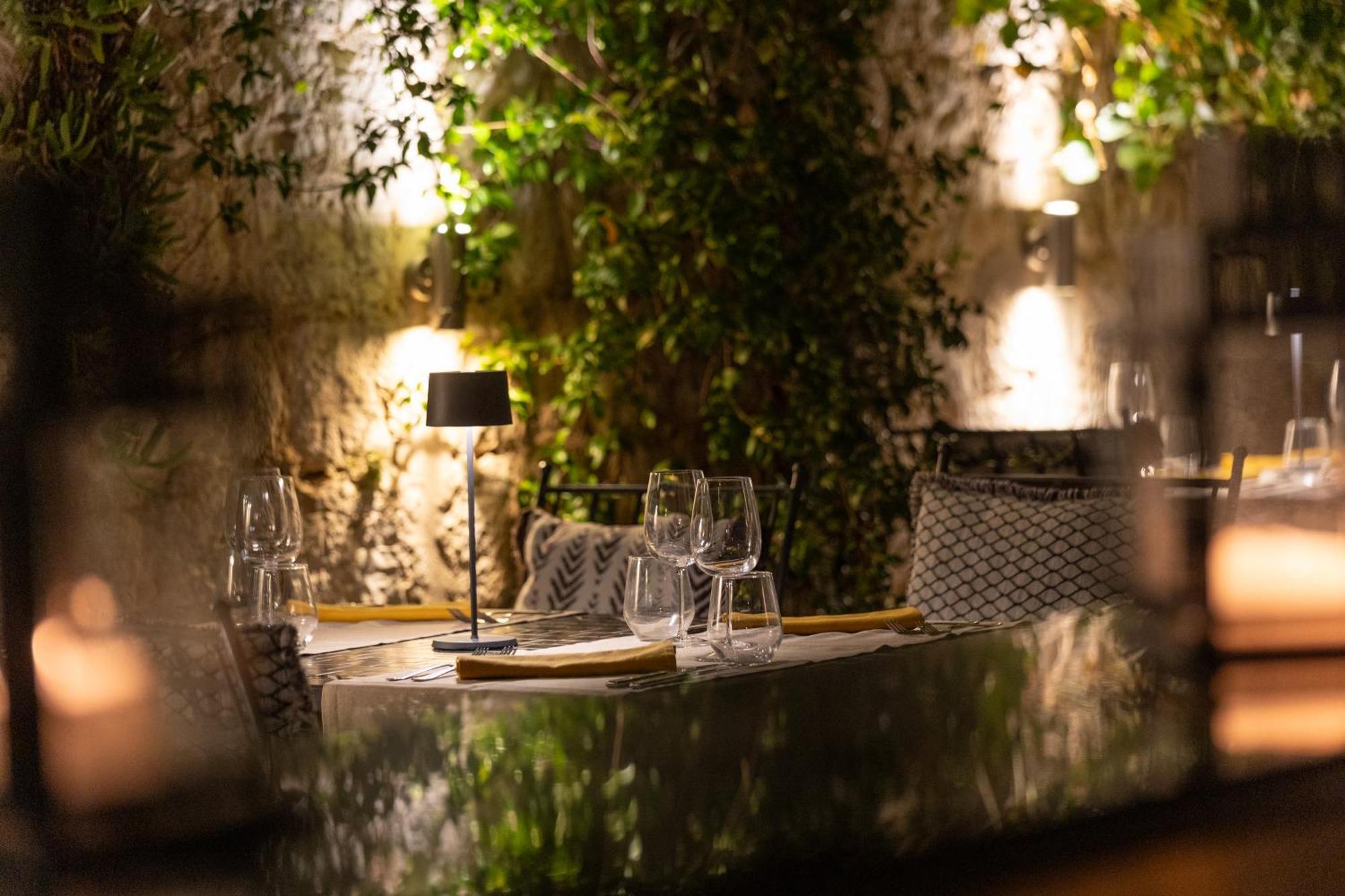 Hotel San Giorgio Вис Екстериор снимка