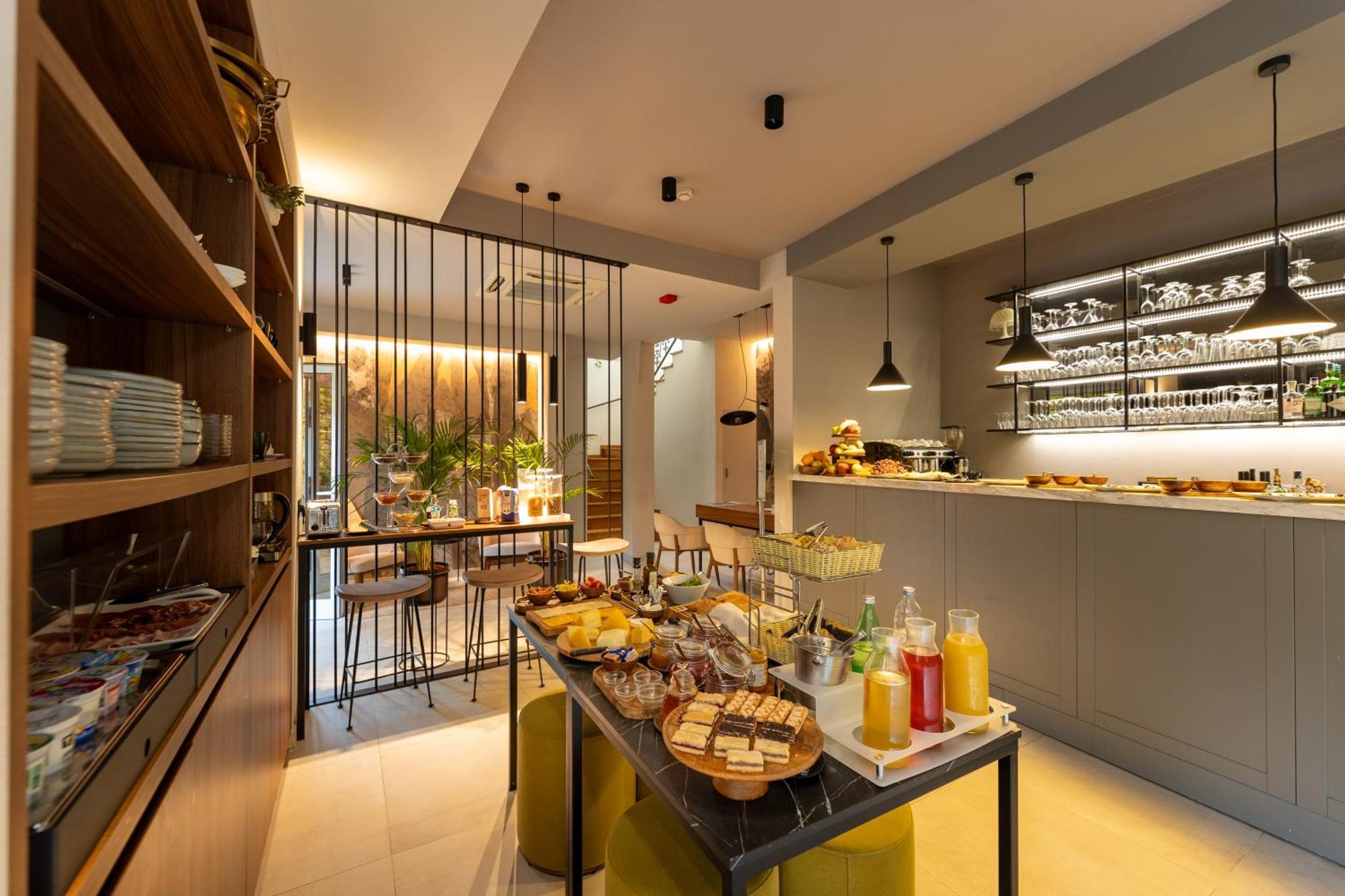 Hotel San Giorgio Вис Екстериор снимка