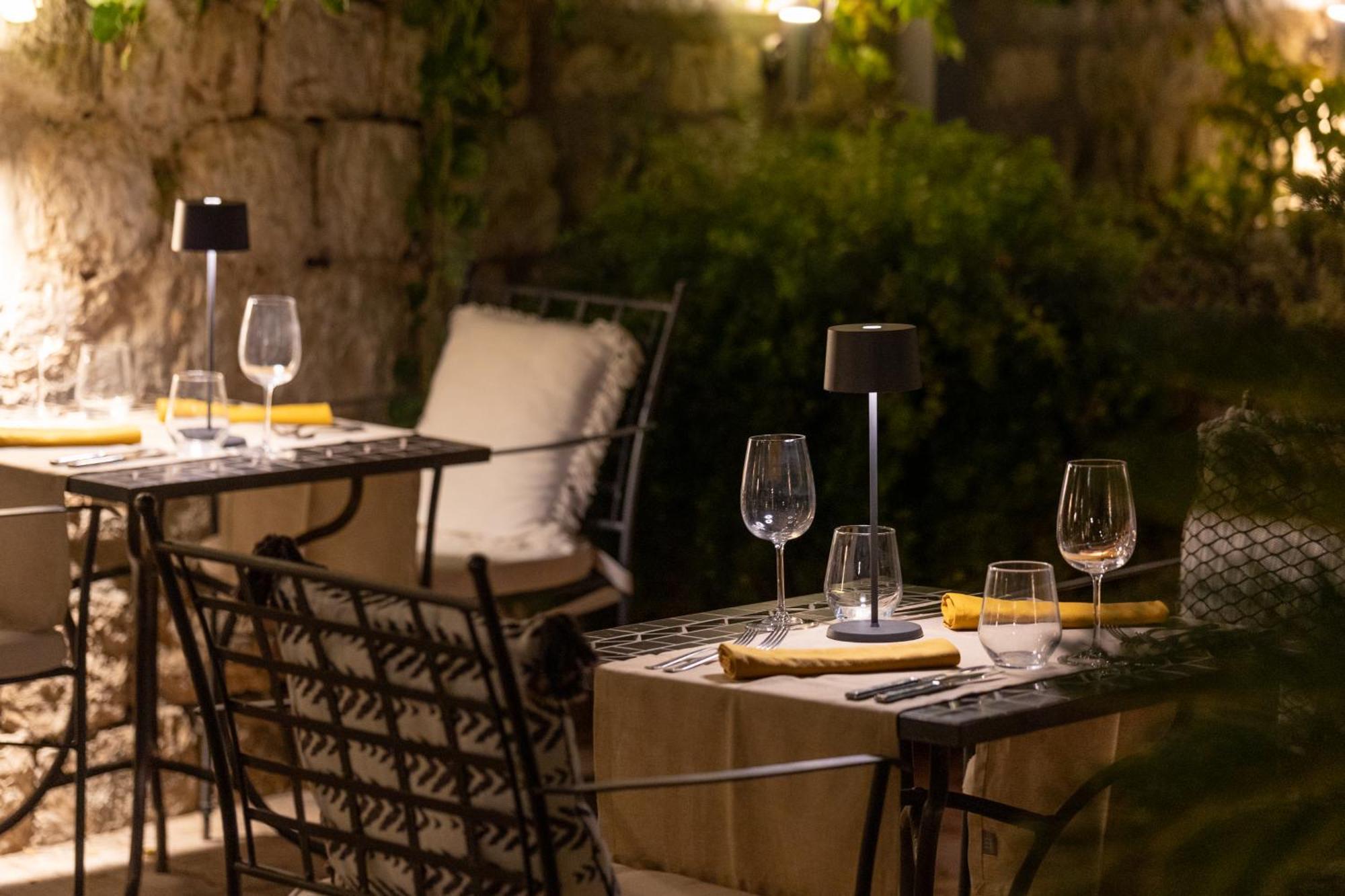 Hotel San Giorgio Вис Екстериор снимка